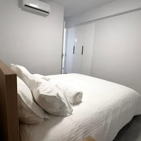 The Minimal Nest Apartment